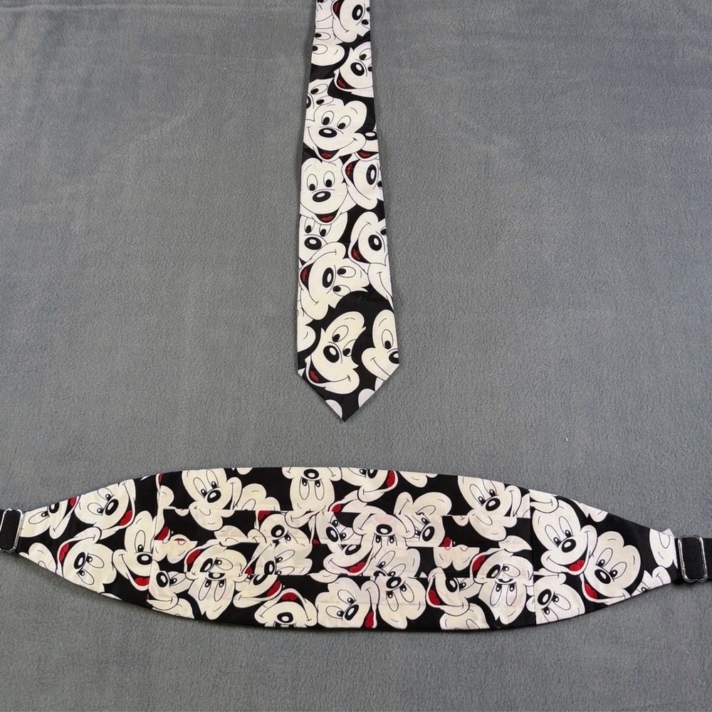Vintage Disney Mickey Mouse Cummerbund and Tie Set Balancine Hot Cakes‎ Formal